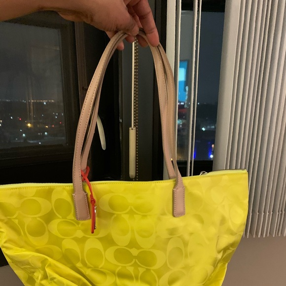 Coach Tote Bag - Picture 8 of 12